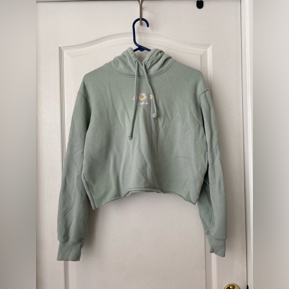 Hollister. Sweatshirt hoodie. Greenish blue color. Size small.